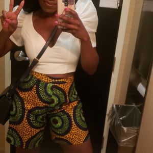 Ankara/Afro print Bemuda shirts in a M/L